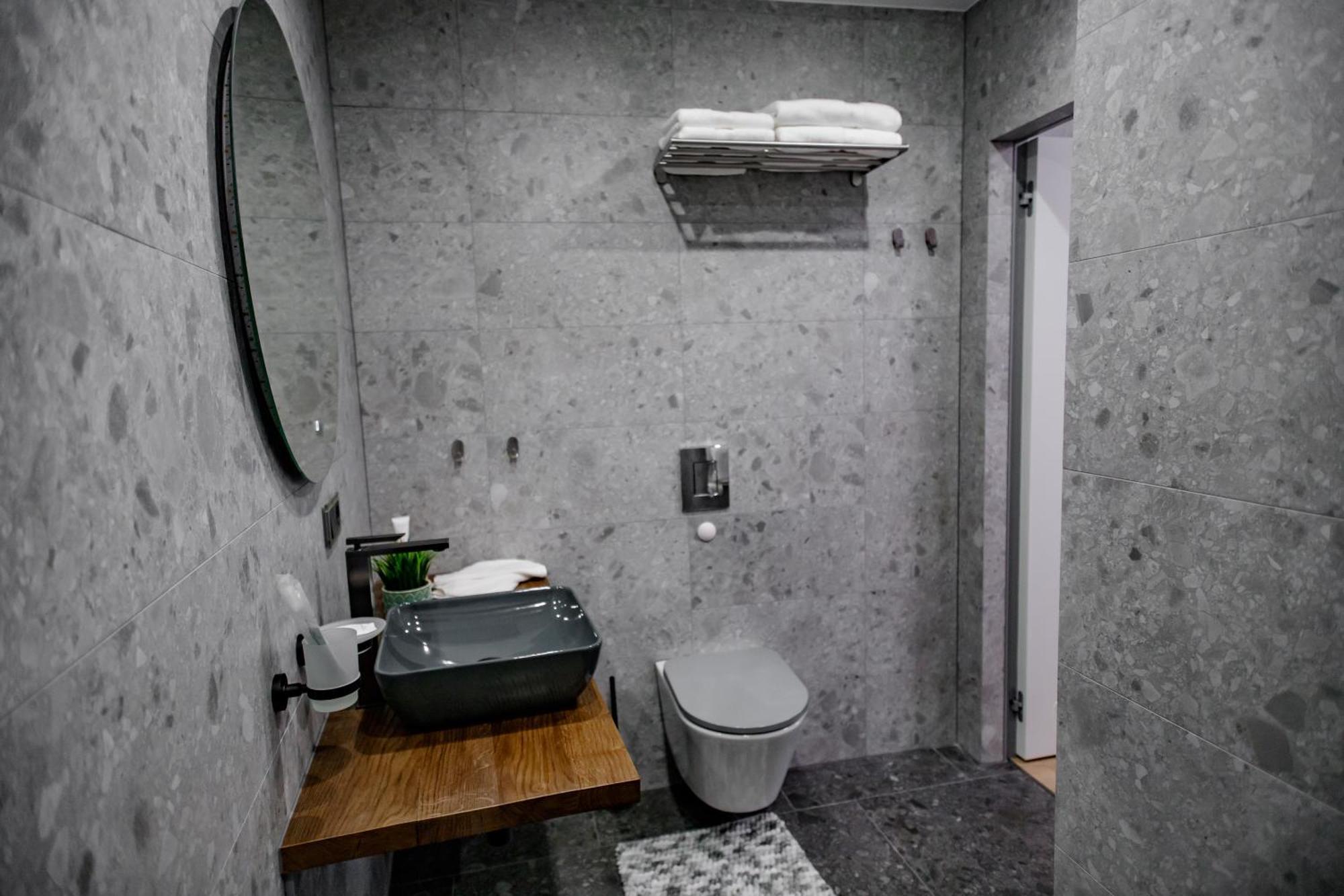 Hales Old Town Urban Apartments Vilnius Room photo